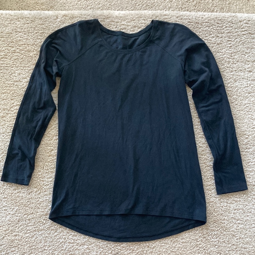 Lululemon Black Long Sleeve Tee - Picture 1 of 8